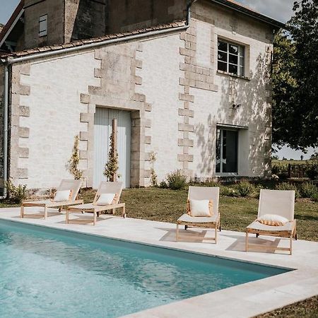 Chateau La Grande Clotte Lussac  Exterior photo