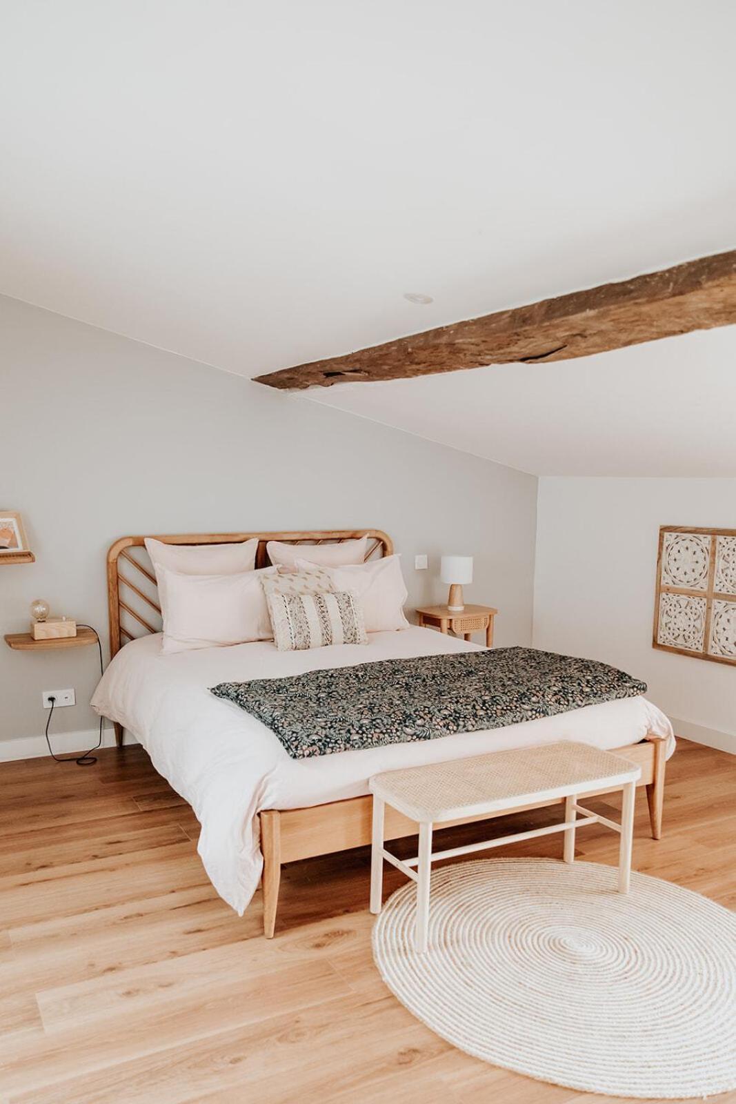 Chateau La Grande Clotte Lussac  Room photo