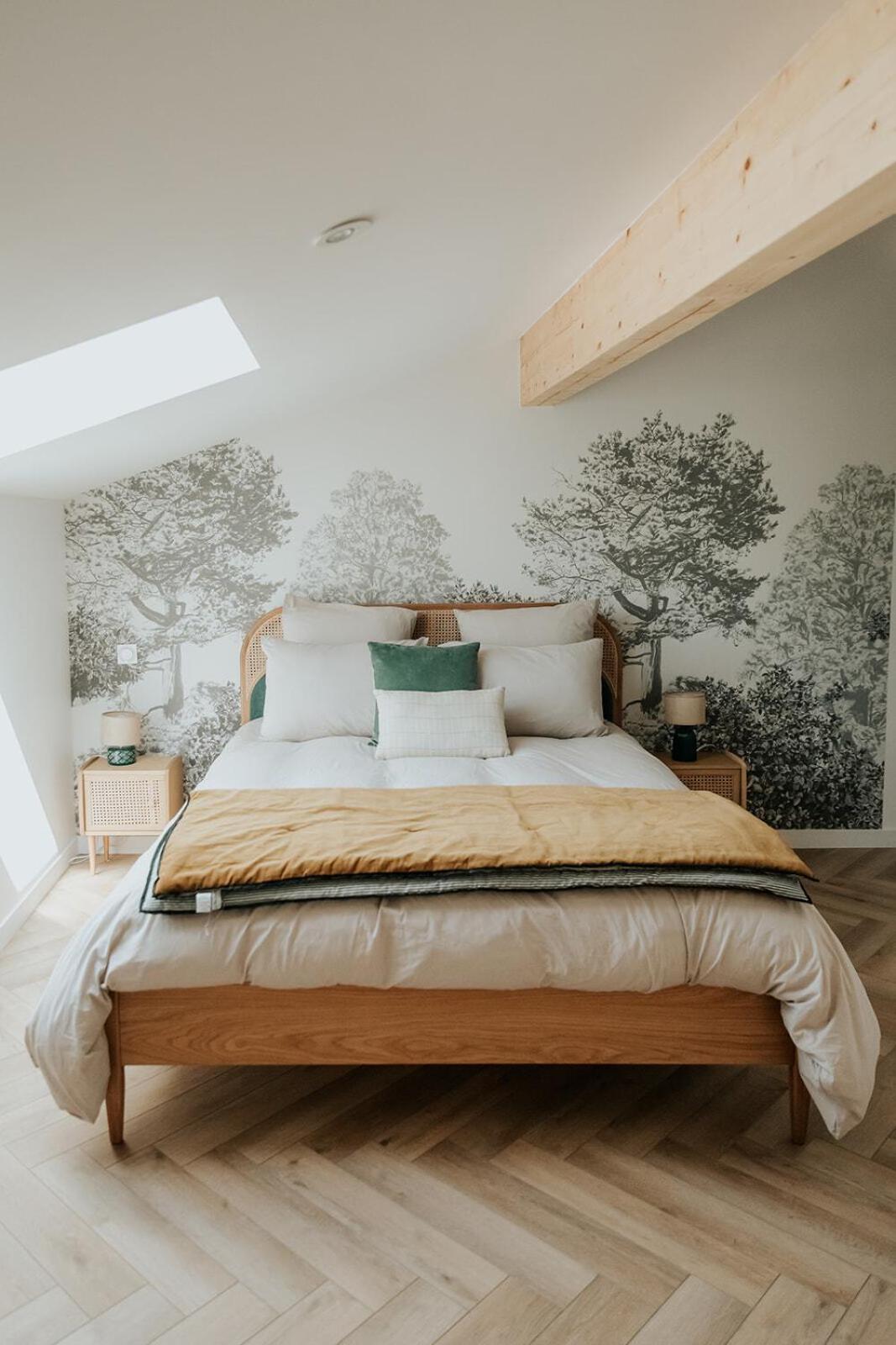 Chateau La Grande Clotte Lussac  Room photo